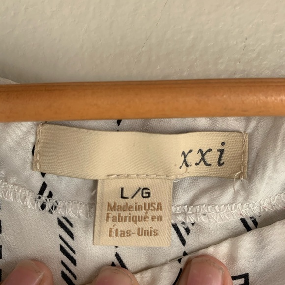 GEOMETRIC BLACK WHITE SHEATH DRESS L - Picture 3 of 9